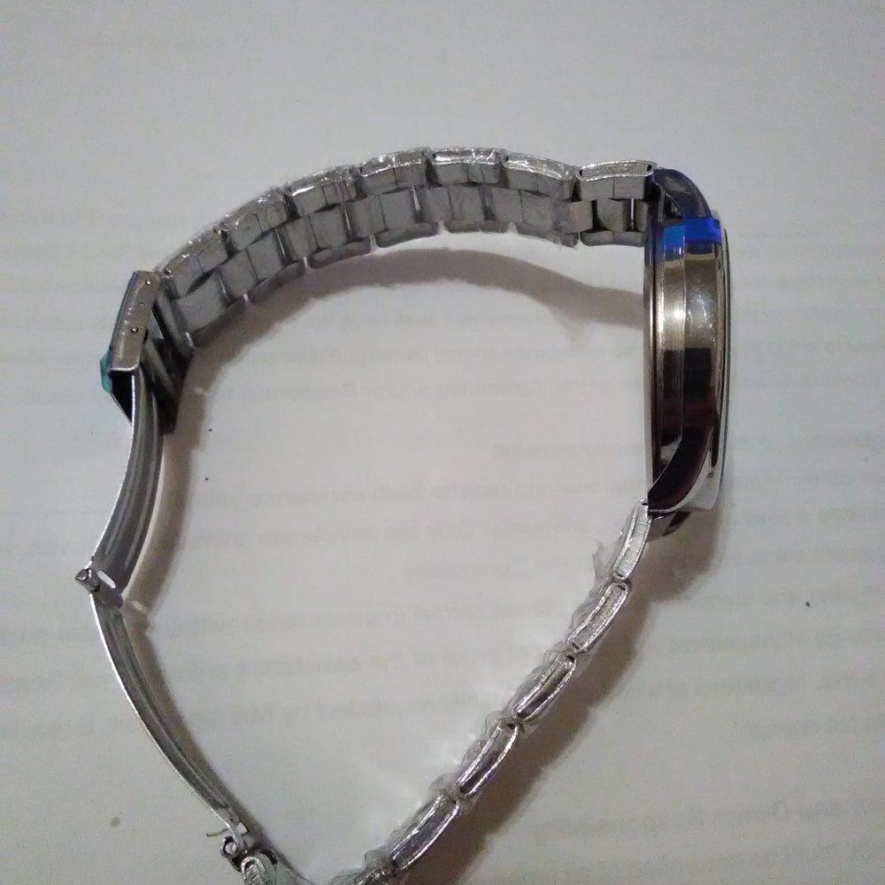 Watch - Picture 5 of 5